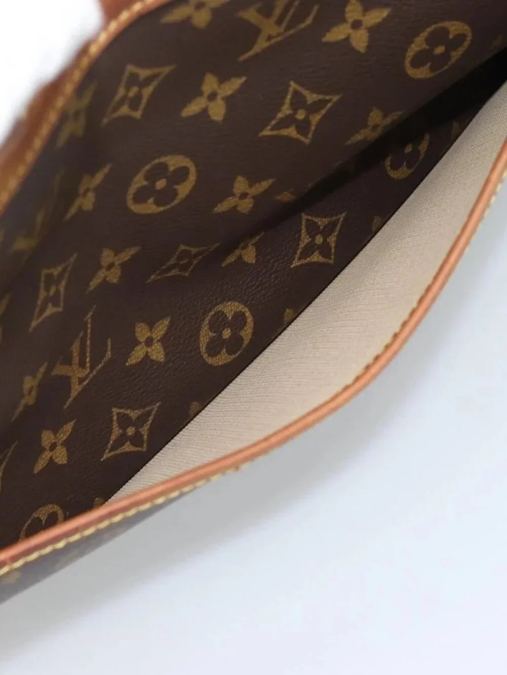 LOUIS VUITTON Monogram Deauville Hand Bag M47270 LV Auth ka4892